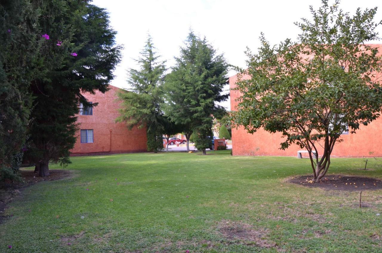 +Ms +Fascinante Suite +Alberca Y Jardines + Bernardo Quintana 18B Mendiola Zewnętrze zdjęcie